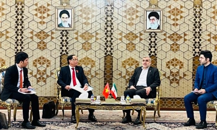 Thượng tướng, Phó Chủ tịch Quốc hội Trần Quang Phương thăm và làm việc tại Iran