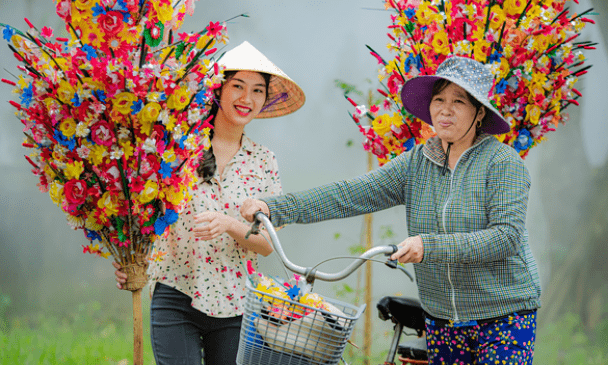 Sắc Xuân làng hoa giấy Thanh Tiên