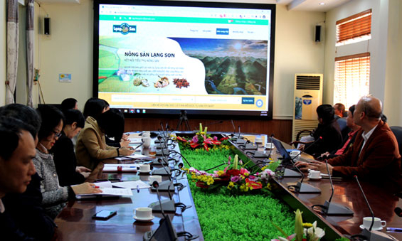 Họp thống nhất đơn vị quản lý, vận hành Trang thông tin điện tử quảng bá và tiêu thụ các sản phẩm nông