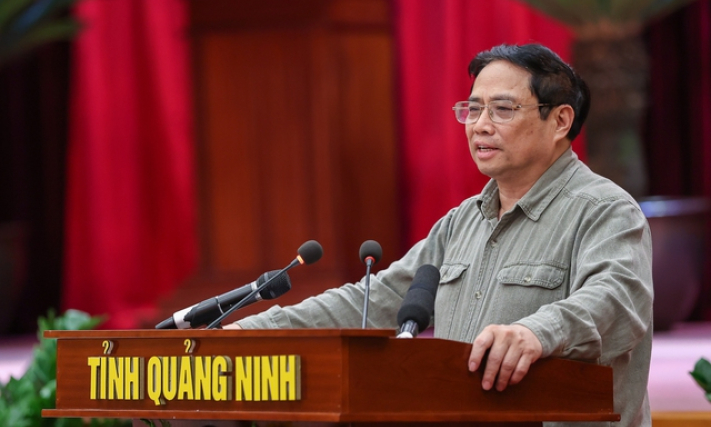 Thủ tướng: Quảng Ninh phải vươn lên tầm cao mới, phát triển giàu có và sạch đẹp