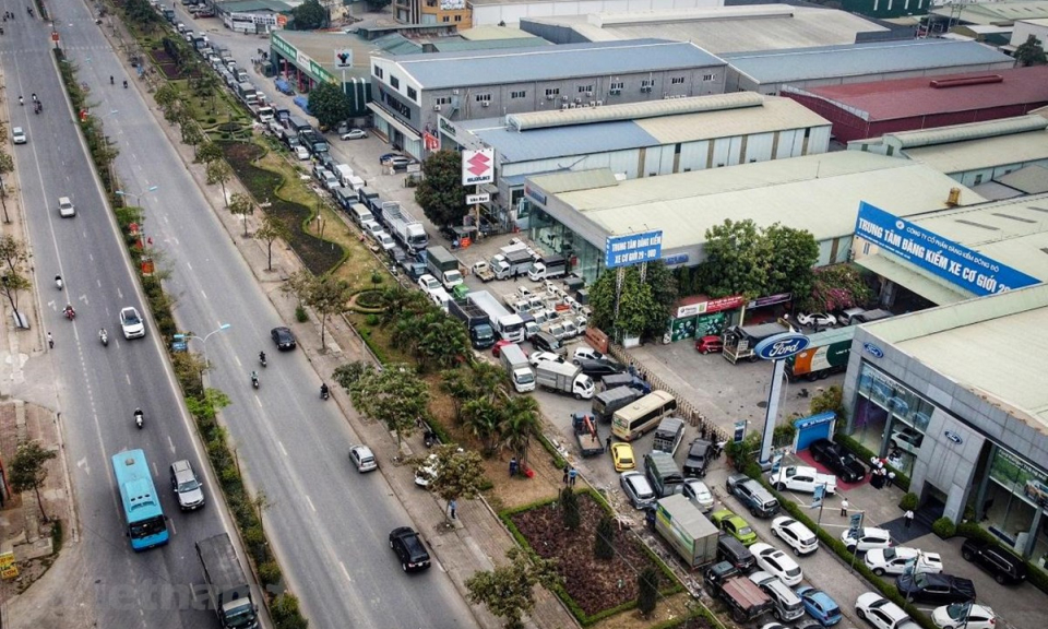 Bộ GTVT trình Chính phủ loạt giải pháp cấp bách gỡ khó đăng kiểm