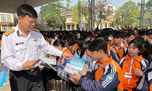 Tuyên truyền về biển, đảo: Nội dung thiết thực, đa dạng đối tượng