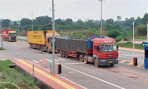 Cửa khẩu quốc tế Móng Cái - cửa ngõ thông quan nông, thủy sản Việt Nam
