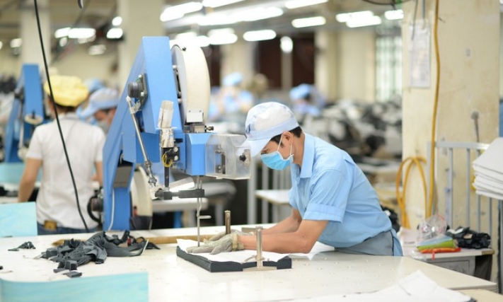 Xuất khẩu lấy lại đà tăng trưởng trong tháng 2