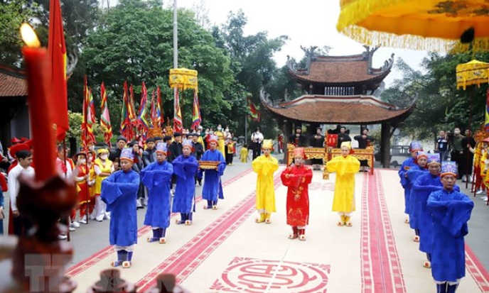 Lễ giỗ Đức Quốc Tổ Lạc Long Quân và dâng hương tưởng niệm Tổ Mẫu Âu Cơ