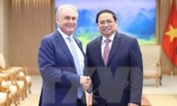 Thủ tướng tiếp Bộ trưởng Bộ Thương mại và Du lịch Australia