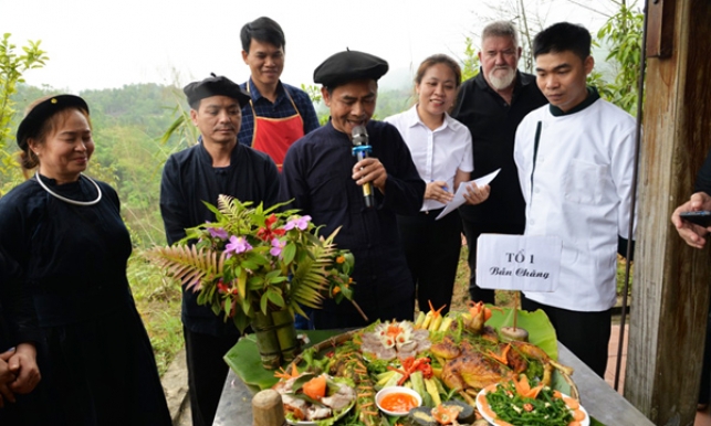Hội nghị tập huấn “Giới thiệu một số loại nước sốt tiêu chuẩn cho các món ăn” và cuộc thi trang trí món