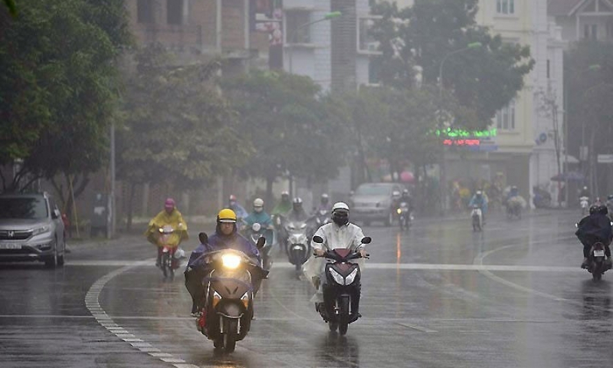 Bắc Bộ mưa nhỏ và sương mù, Đông Nam Bộ nắng nóng