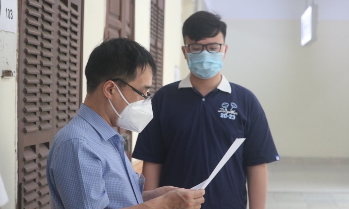 Học phí nhiều trường đại học tăng gấp đôi năm học trước