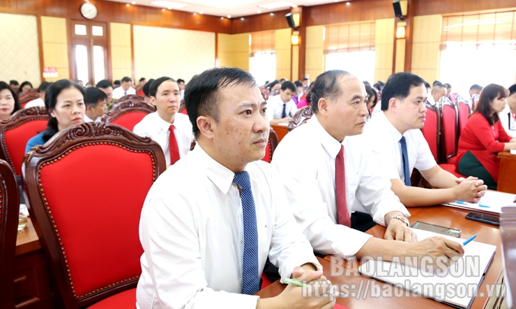 Cấp ủy, chính quyền các cấp của thành phố tiếp tục tập trung lãnh đạo, chỉ đạo thực hiện thắng lợi các
