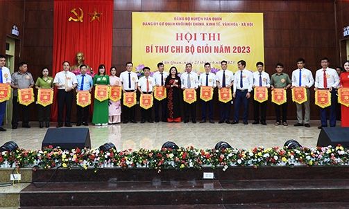 cơ quan khối Nội chính, Kinh tế, Văn hoá-xã hội Đảng bộ huyện Văn Quan tổ chức hội thi Bí thư Chi bộ giỏi