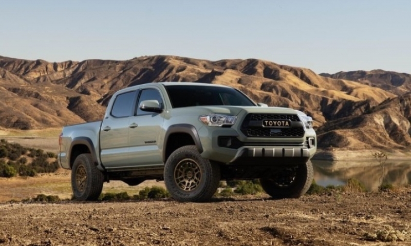 oyota đầu tư 328 triệu USD cho bán tải hybrid