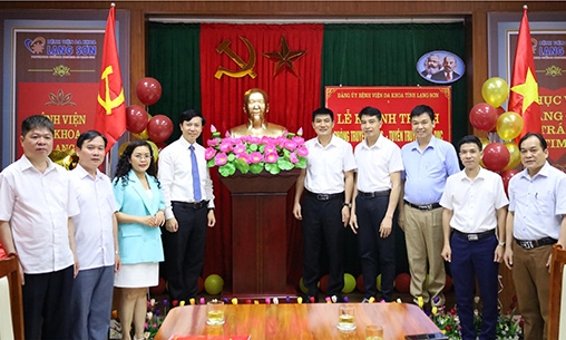 Đảng bộ Khối các cơ quan tỉnh: Nhân rộng mô hình phòng tuyên truyền - giáo dục truyền thống