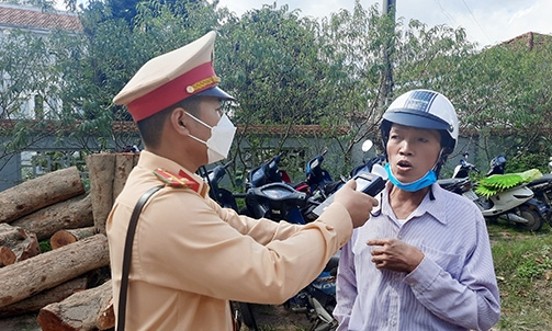 Điểu khiển phương tiện tham gia giao thông khi đã uống rượu, bia: Nhận hậu quả đắt