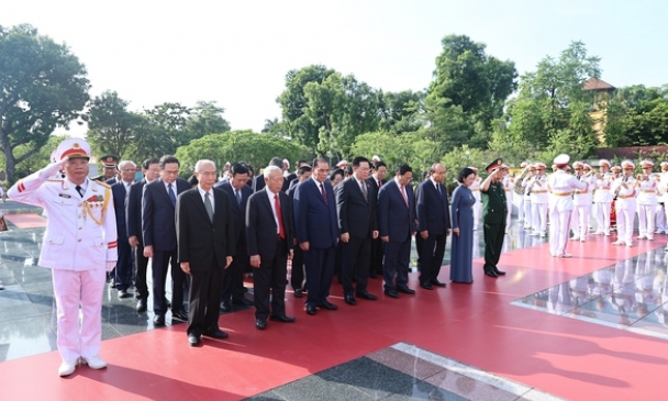 Lãnh đạo Đảng, Nhà nước tưởng niệm các Anh hùng liệt sĩ