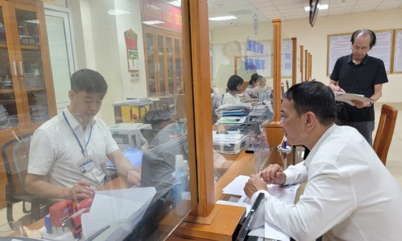 Thủ tướng chấn chỉnh công tác cải cách thủ tục để hiệu quả hơn, thiết thực hơn