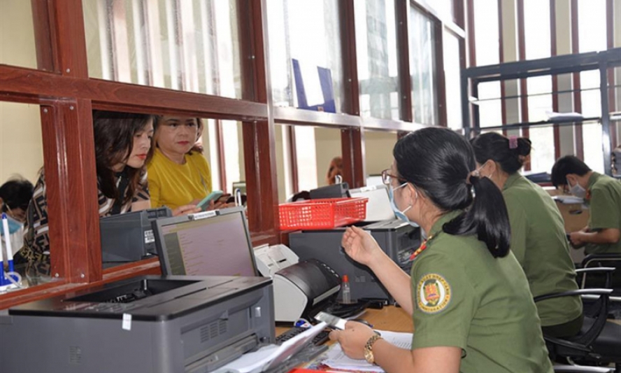 Công bố thủ tục hành chính mới trong lĩnh vực xuất nhập cảnh