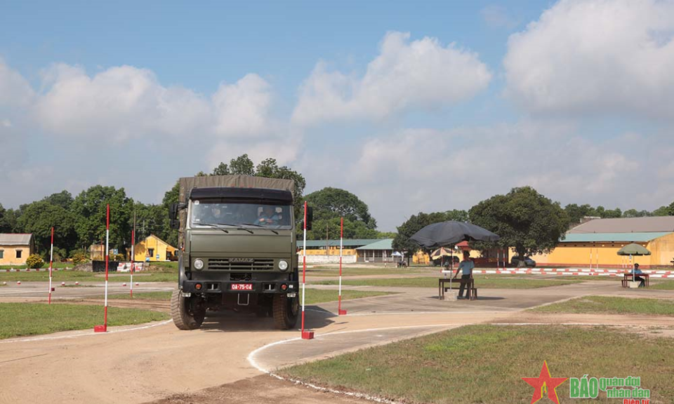 Nâng tầm đội ngũ lái xe