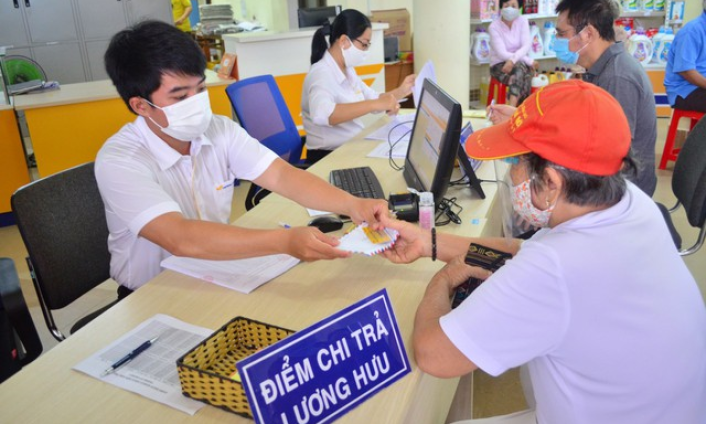 Vì sao người nghỉ hưu chưa được tăng lương từ tháng 7?