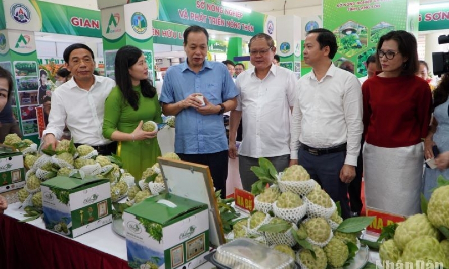 Khai mạc phiên chợ nông sản, đặc sản vùng miền Lạng Sơn