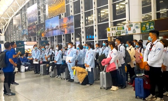 Hơn 97.000 lao động đi làm việc nước ngoài theo hợp đồng trong 8 tháng
