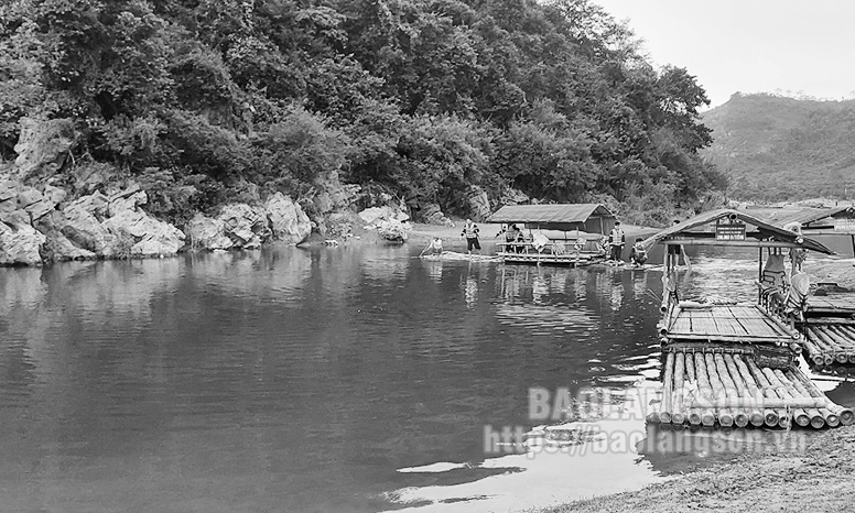 Tìm thấy thi thể nạn nhân bị đuối nước tại khu du lịch Đồng Lâm, huyện Hữu Lũng