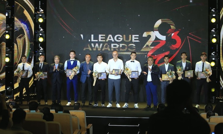 Trao thưởng bóng đá chuyên nghiệp quốc gia mùa giải 2023