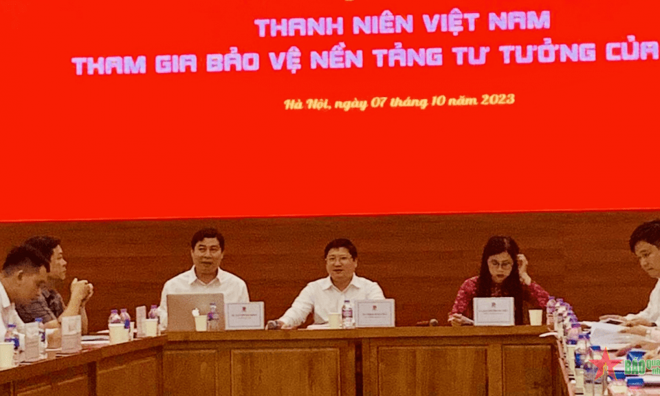 Thanh niên Việt Nam tham gia bảo vệ nền tảng tư tưởng của Đảng