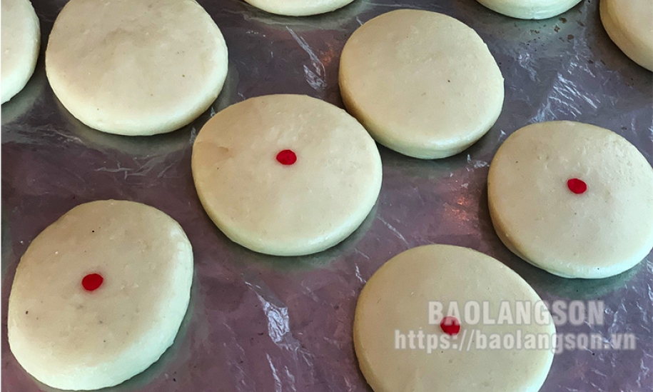 Bánh dày - lễ vật trong cưới hỏi của người Tày Xứ Lạng