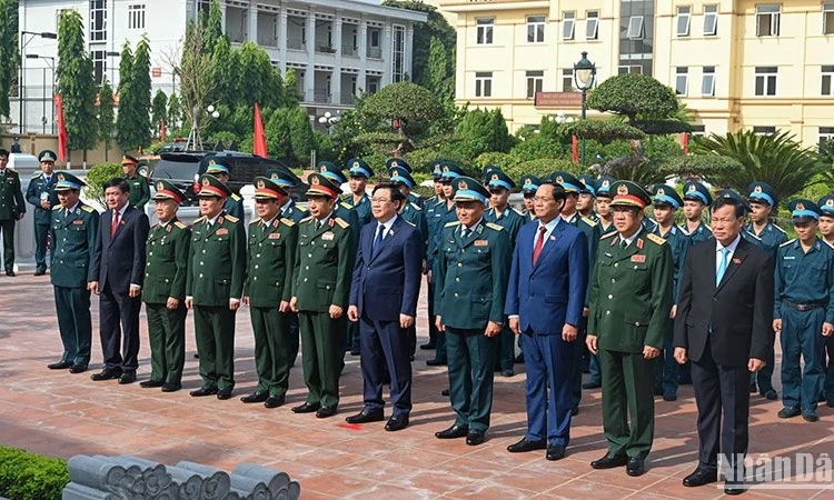 Xây dựng Quân chủng Phòng không - Không quân tiến lên hiện đại, đáp ứng nhiệm vụ bảo vệ Tổ quốc