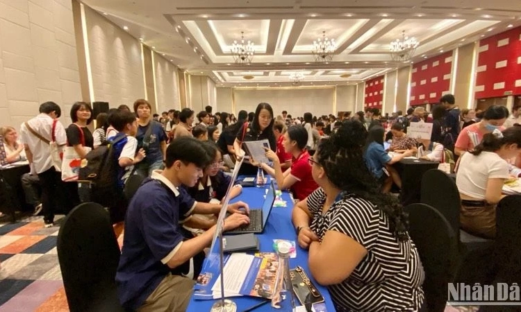 Nhiều cơ hội du học Hoa Kỳ cho học sinh Việt Nam