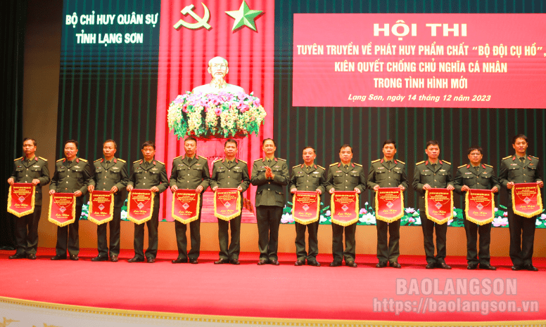 12 đội thi tham gia Hội thi tuyên truyền phát huy phẩm chất “Bộ đội Cụ Hồ”