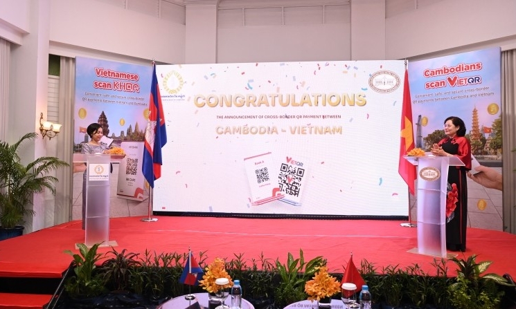 Việt Nam-Campuchia kết nối liên thông thanh toán bán lẻ sử dụng mã QR
