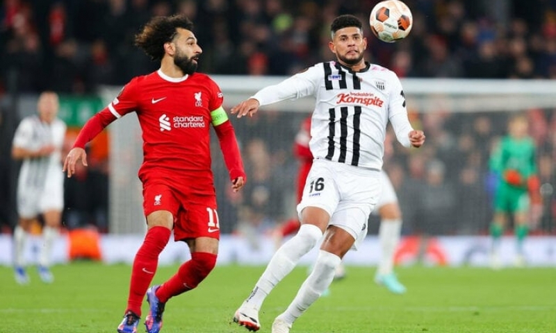 Liverpool vào vòng 1/8 Europa League