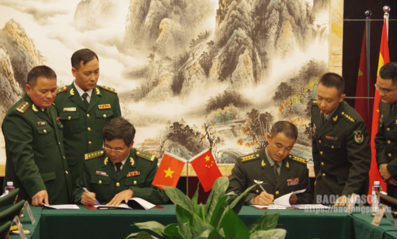 Hội đàm về công tác biên giới
