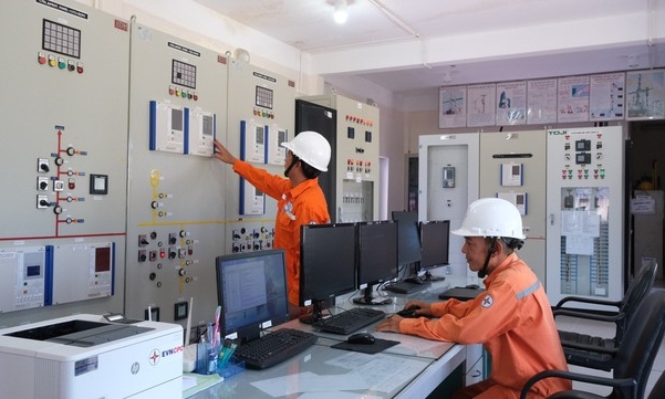 EVNCPC bảo đảm cung cấp điện cho Lễ Noel, Tết Dương lịch và Tết Nguyên đán 2024