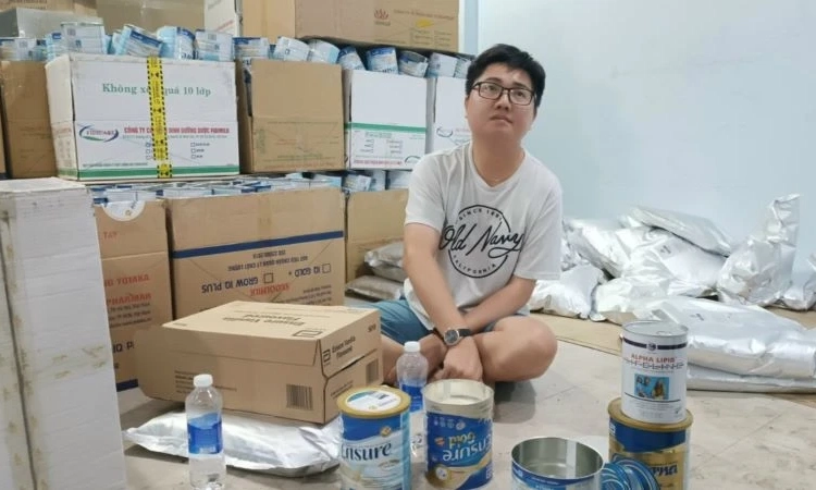Triệt xóa đường dây sản xuất, buôn bán hàng giả và tạm giữ 8 đối tượng