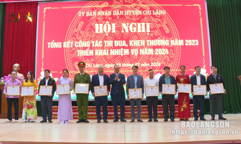 Chi Lăng: Tổng kết công tác thi đua, khen thưởng năm 2023