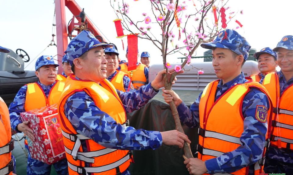 Cảnh sát biển Việt Nam kiểm tra công tác IUU tại vùng biển giáp ranh Việt Nam- Malaysia- Thái Lan