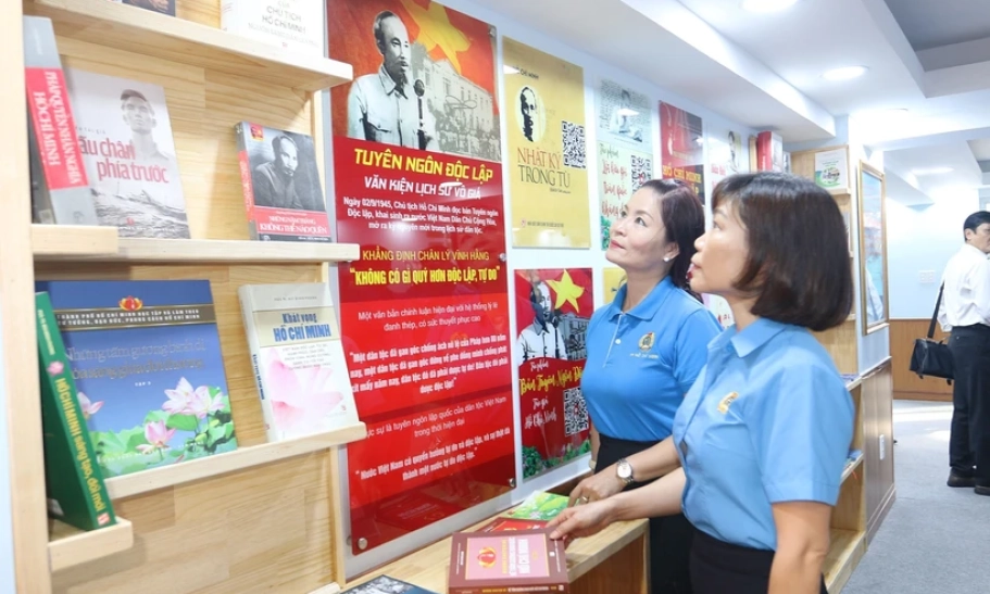 Xây dựng gần 3.000 thiết chế không gian văn hóa Hồ Chí Minh