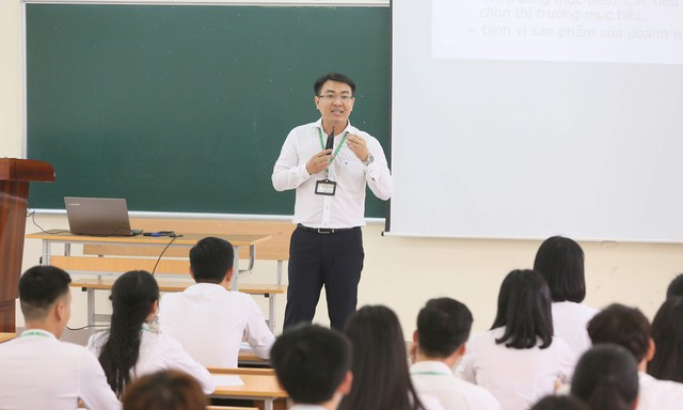 Sinh viên được miễn hoàn toàn học phí nhiều ngành học từ năm 2024