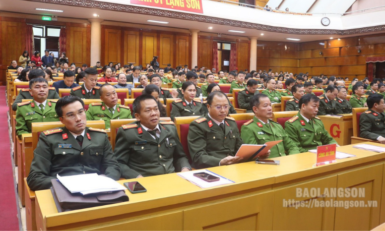 Thực hiện Nghị quyết 71: Tạo chuyển biến về công tác giáo dục chính trị tư tưởng
