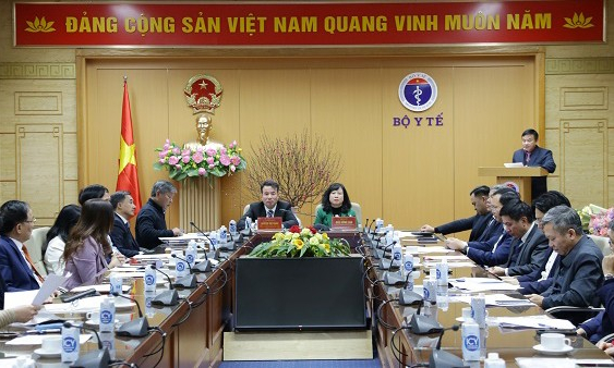 Phối hợp vì lợi ích của người dân trong khám, chữa bệnh bảo hiểm y tế