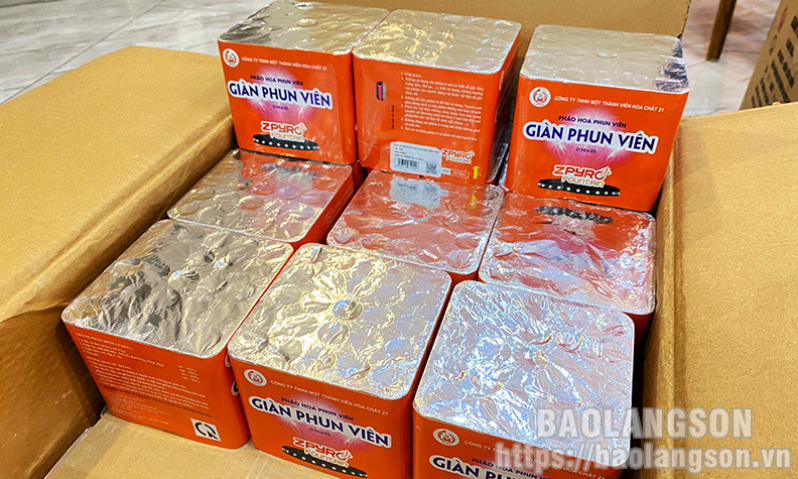 Tạm giữ 88 giàn pháo hoa tại một cơ sở không có giấy phép kinh doanh