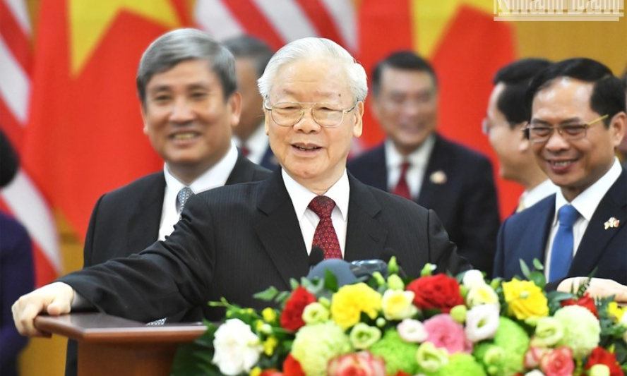 Ấn tượng với thành tựu chung của đất nước