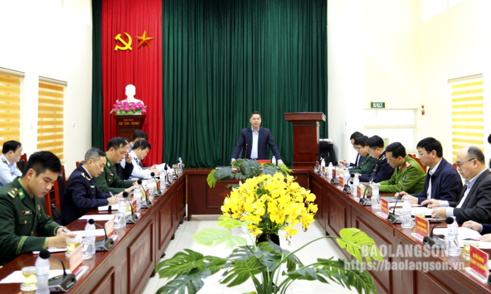 Triển khai đồng bộ các biện pháp thúc đẩy xuất nhập khẩu và ngăn chặn hoạt động buôn lậu, gian lận thương