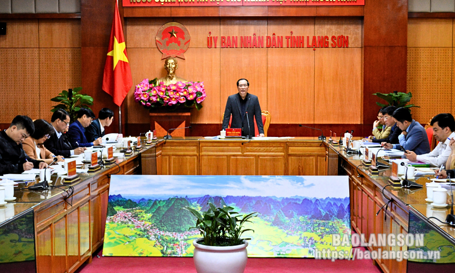 UBND tỉnh họp xem xét hồ sơ đề nghị xây dựng Nghị quyết của HĐND tỉnh quy định một số nội dung của Giải