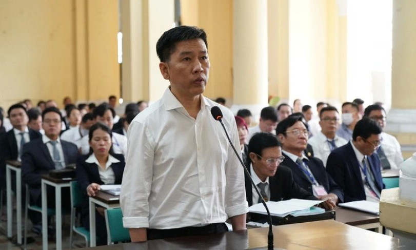 Trưởng đoàn thanh tra cho mật khẩu khoá cửa để Tổng giám đốc SCB vác thùng xốp đựng USD đến nhà