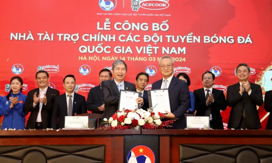 Acecook thành đối tác hàng đầu của bóng đá Việt Nam