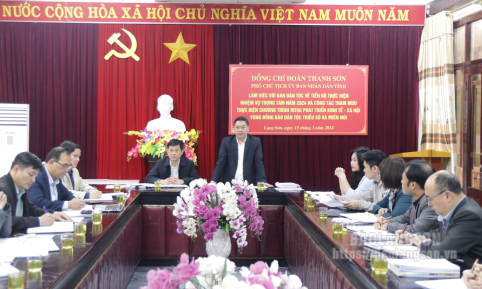 Lãnh đạo UBND tỉnh làm việc với Ban Dân tộc tỉnh